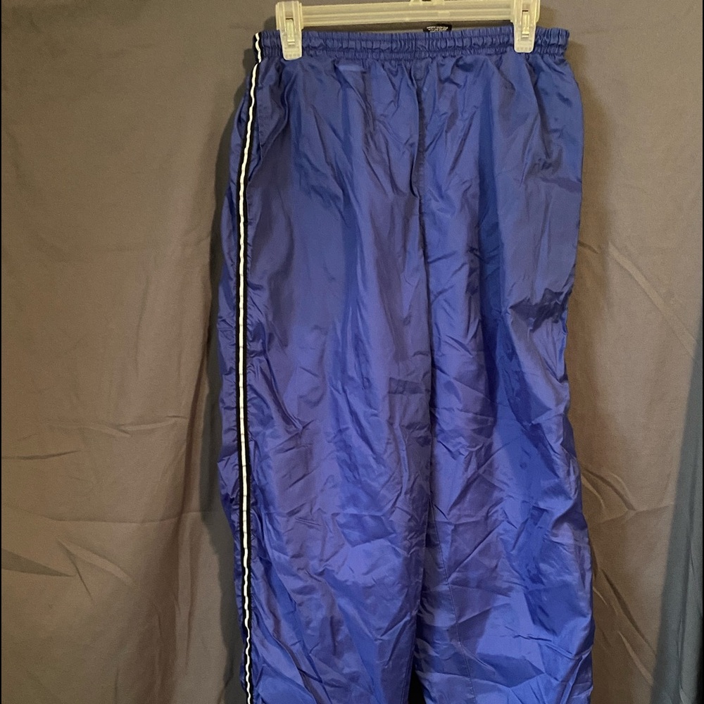 athletic pants